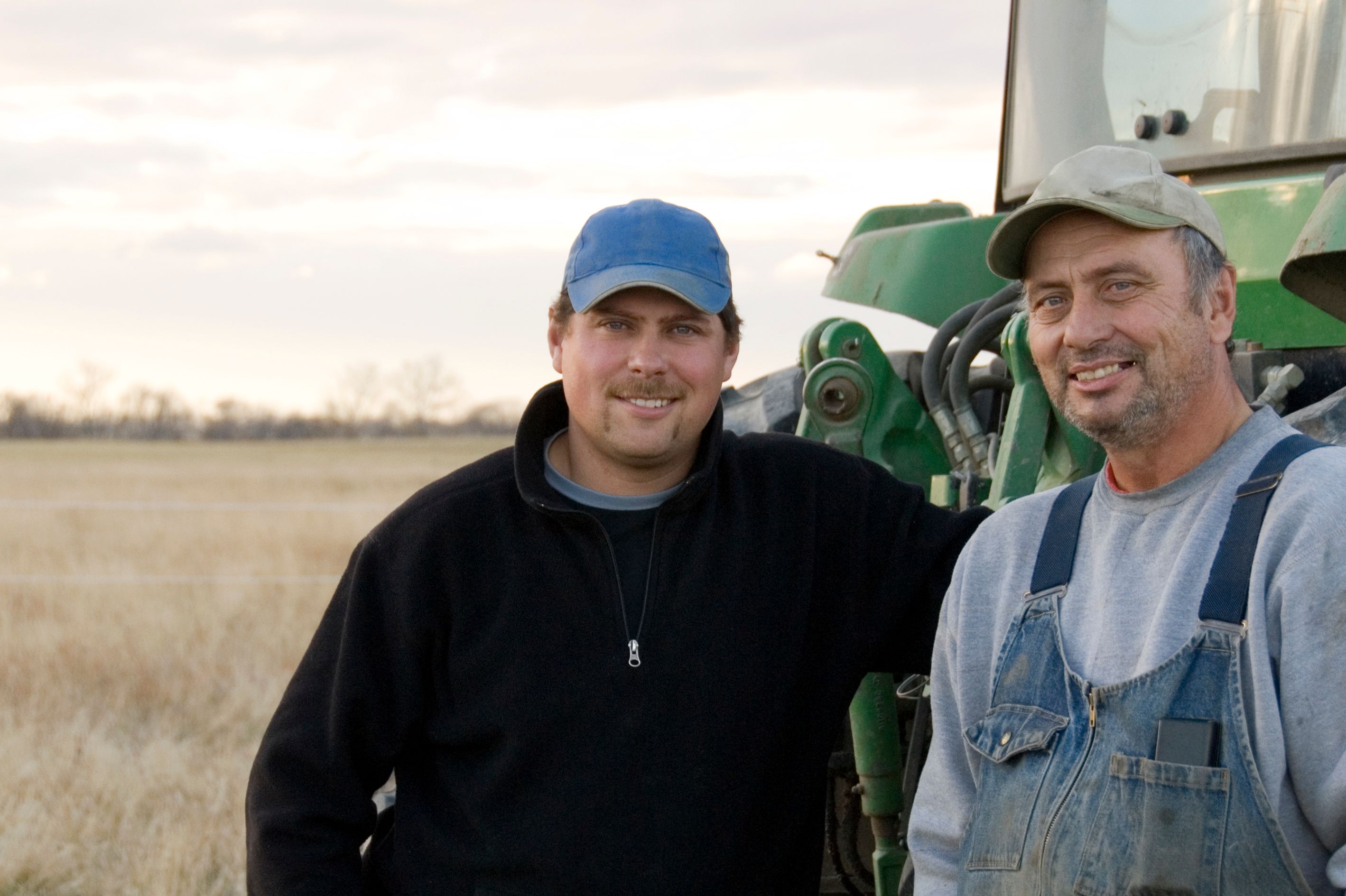 ARM Agent - Two farmers with tractor